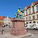 Apartment Rynek Pod Fredra Wroclaw