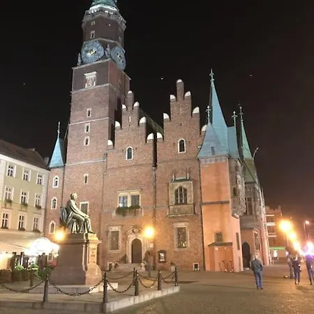 Daire Rynek Pod Fredra *