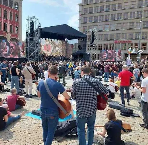 Rynek Pod Fredra * Вроцлав