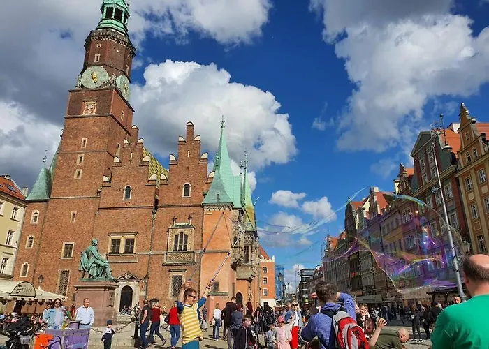 Rynek Pod Fredra Апартаменти *