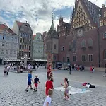 Rynek Pod Fredra 公寓