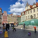 Rynek Pod Fredra 弗罗茨瓦夫