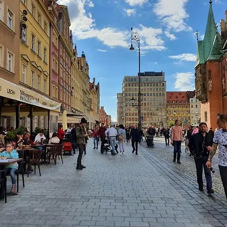 Apartment Rynek Pod Fredra Wroclaw