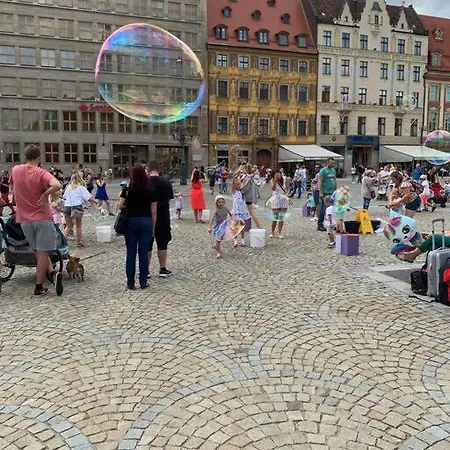 Rynek Pod Fredra 아파트 브로츠와프