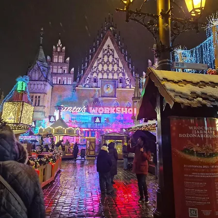 Appartamento Rynek Pod Fredra Breslavia