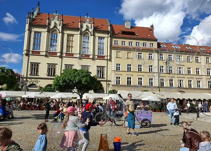 Rynek Pod Fredra * 弗罗茨瓦夫