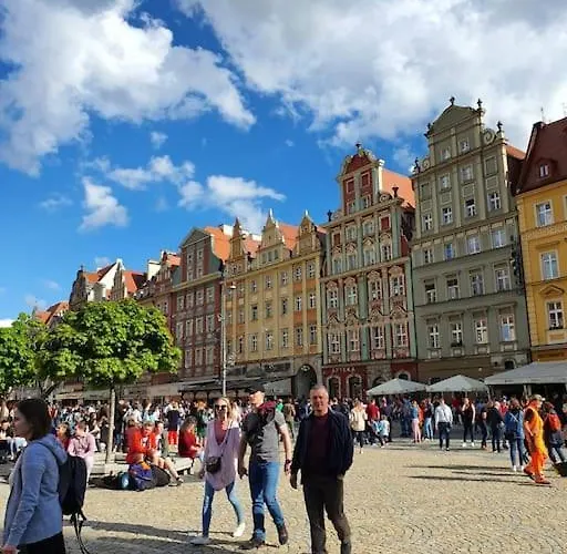 Rynek Pod Fredra * 弗罗茨瓦夫